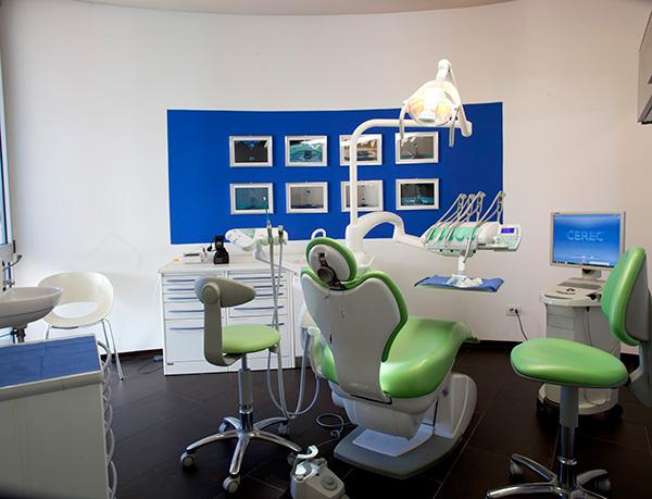 Gemignani Clinica Dentale Lucca - sala blu